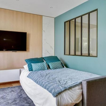 Suite Luxury Republique Paris Exterior foto