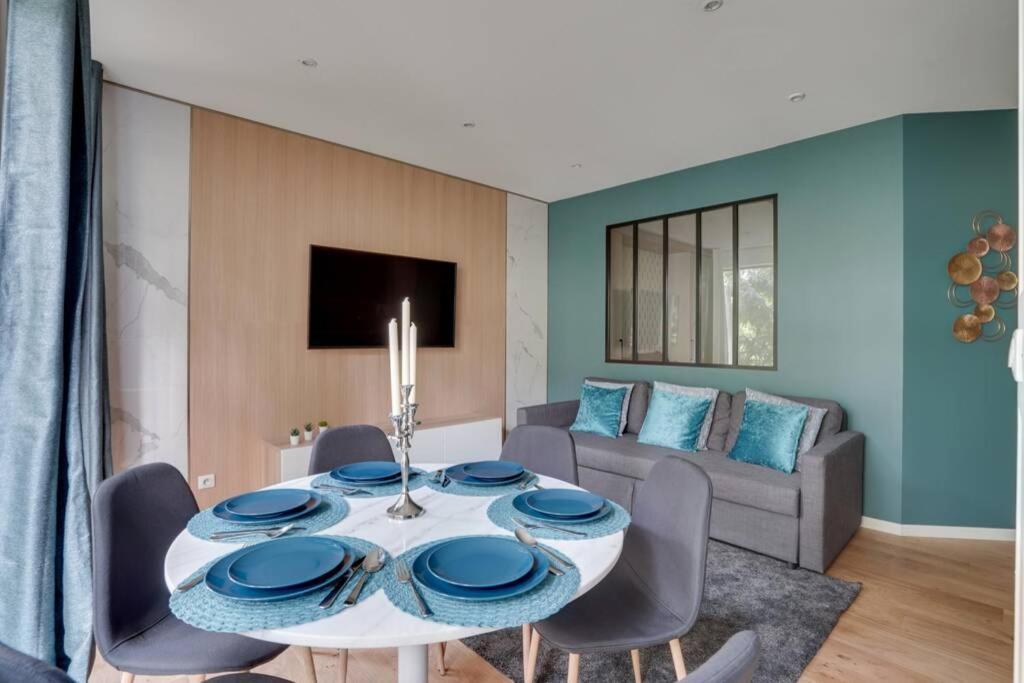 Suite Luxury Republique Paris Exterior foto
